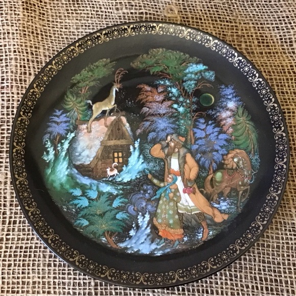 Vintage 1990 Russian Legends Fairy Tale porcelain plate. Plate #11 in the… - Picture 1 of 6